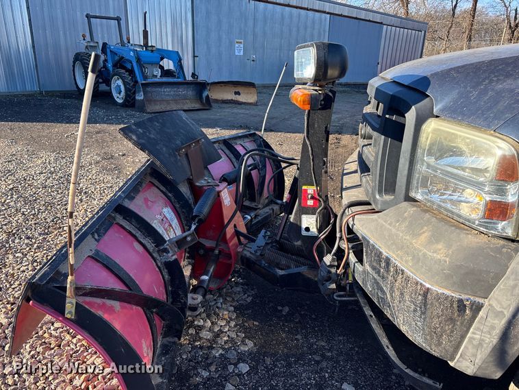 image for item OE9352 2006 Ford F450 dump truck