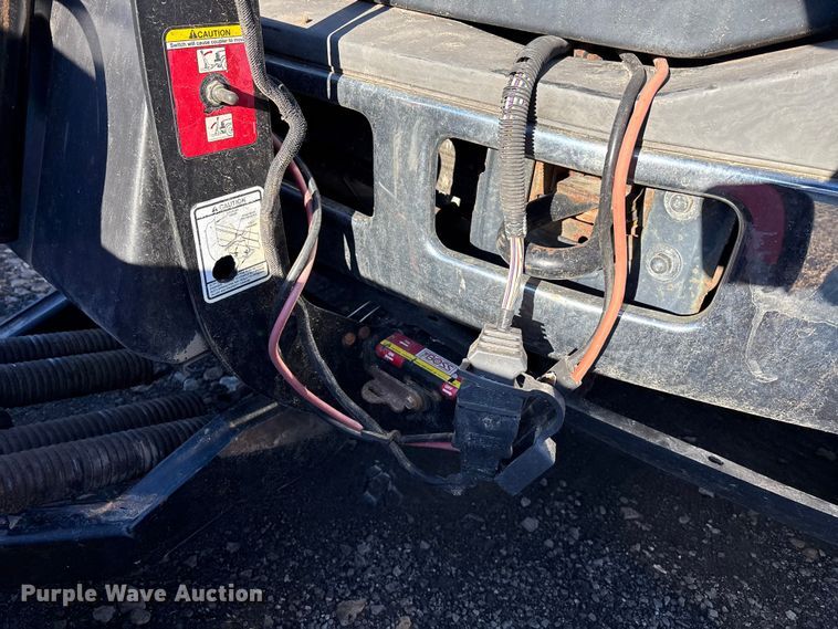 image for item OE9352 2006 Ford F450 dump truck