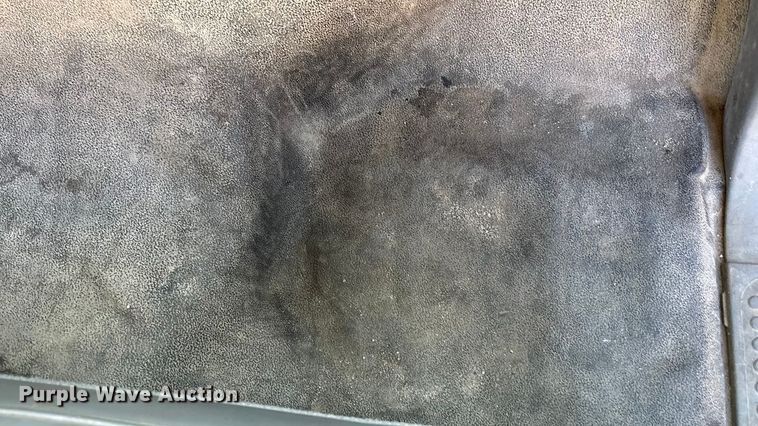 image for item OE9352 2006 Ford F450 dump truck