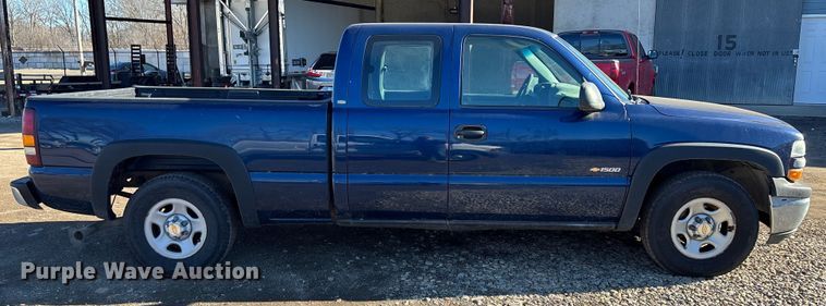 image for item OE9354 2002 Chevrolet Silverado 1500 Ext. Cab pickup truck