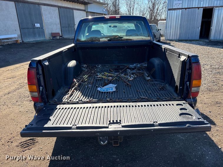 image for item OE9354 2002 Chevrolet Silverado 1500 Ext. Cab pickup truck