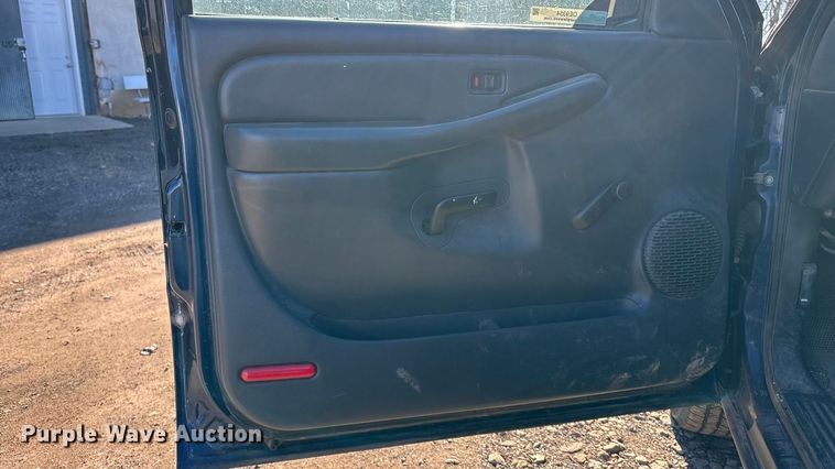 image for item OE9354 2002 Chevrolet Silverado 1500 Ext. Cab pickup truck