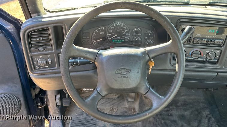 image for item OE9354 2002 Chevrolet Silverado 1500 Ext. Cab pickup truck