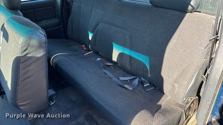 image for item OE9354 2002 Chevrolet Silverado 1500 Ext. Cab pickup truck