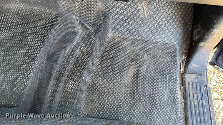 image for item OE9354 2002 Chevrolet Silverado 1500 Ext. Cab pickup truck