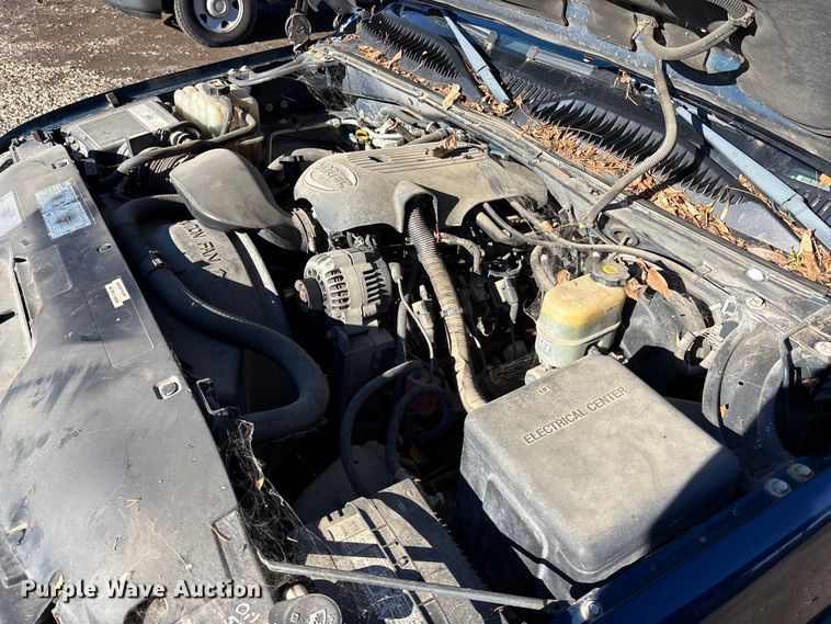 image for item OE9354 2002 Chevrolet Silverado 1500 Ext. Cab pickup truck