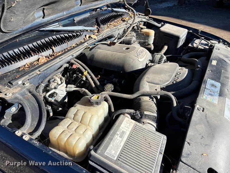 image for item OE9354 2002 Chevrolet Silverado 1500 Ext. Cab pickup truck