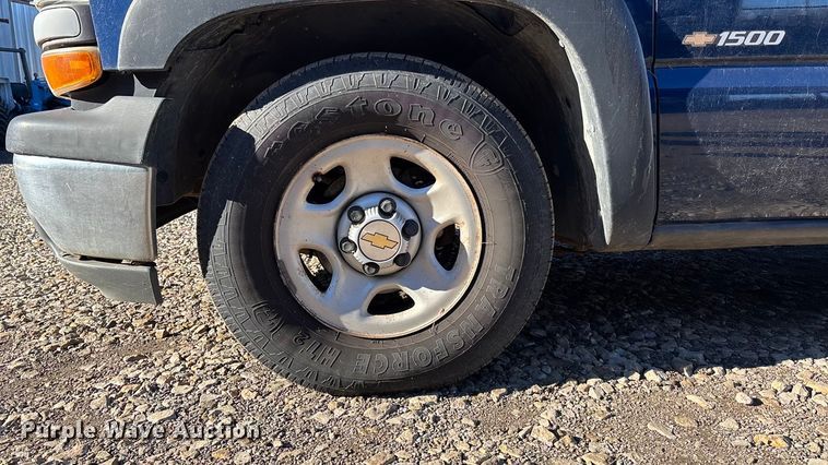 image for item OE9354 2002 Chevrolet Silverado 1500 Ext. Cab pickup truck