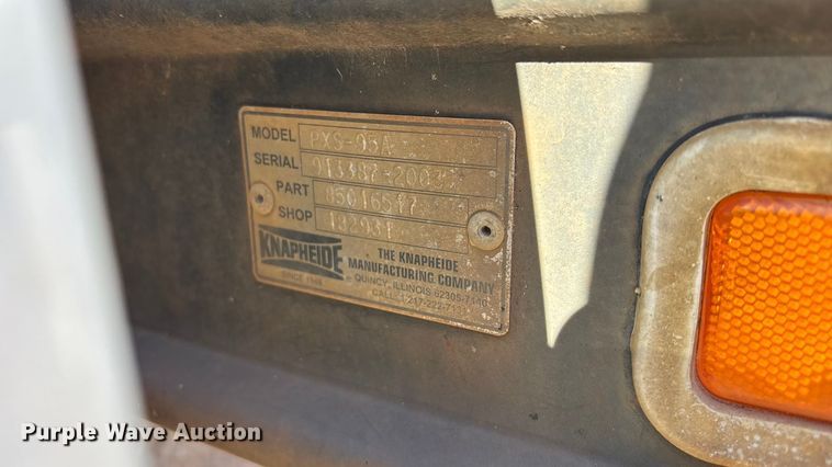 image for item OE9355 2003 Chevrolet Silverado 3500 dump bed pickup truck