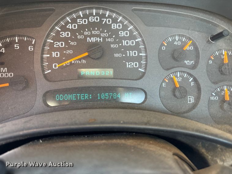 image for item OE9355 2003 Chevrolet Silverado 3500 dump bed pickup truck