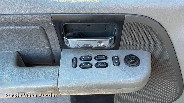 image for item OE9361 2008 Ford F150 Ext. Cab pickup truck