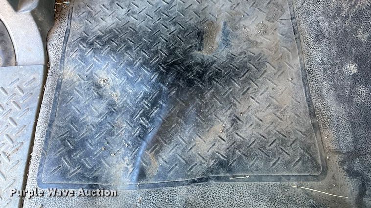 image for item OE9361 2008 Ford F150 Ext. Cab pickup truck