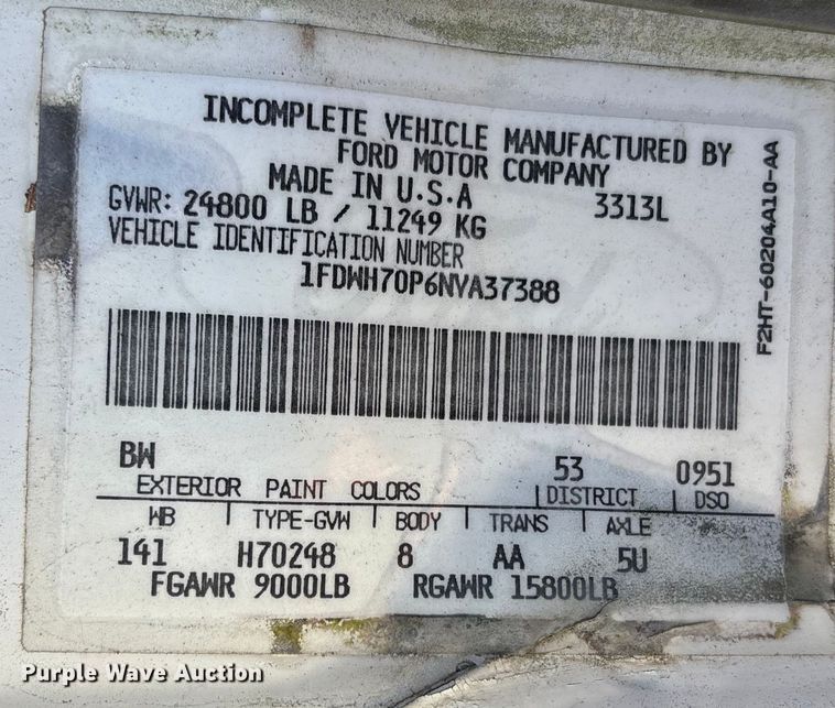 image for item OE9367 1992 Ford CF7000 dump flatbed truck