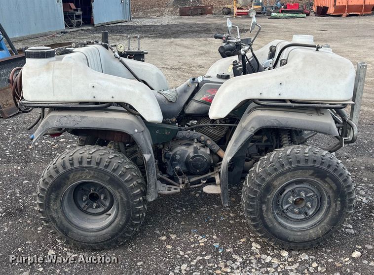 image for item OE9374 1996 Yamaha Kodiak 400 ATV