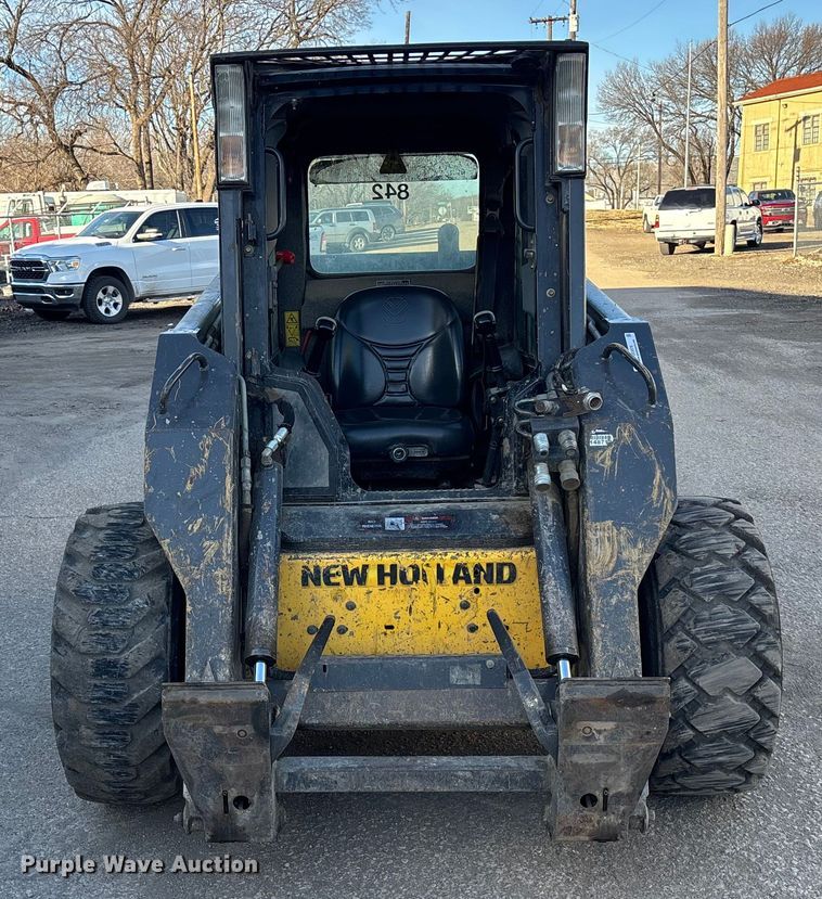 image for item OE9379 2008 New Holland L185 skid steer loader