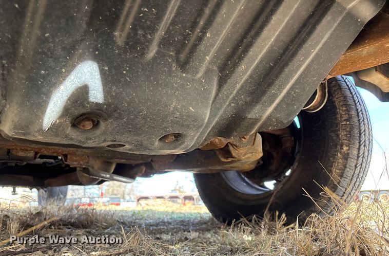 image for item OE9382 2005 Chevrolet Silverado 1500 Ext. Cab truck cab and chassis