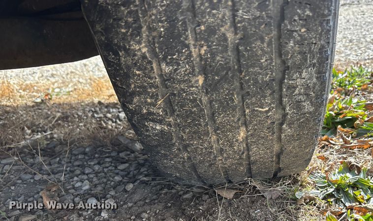 image for item OE9382 2005 Chevrolet Silverado 1500 Ext. Cab truck cab and chassis