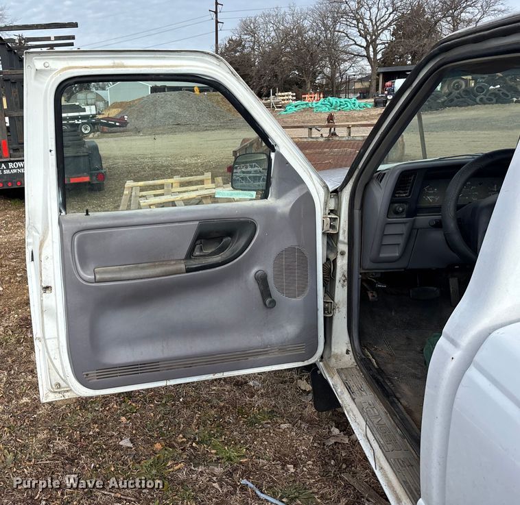 image for item OE9383 1994 Ford Ranger pickup truck