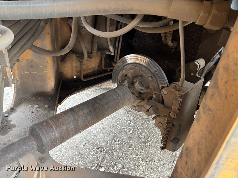 image for item OE9385 1996 Case 621B wheel loader