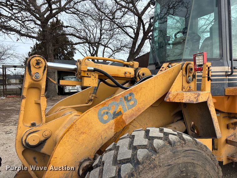 image for item OE9385 1996 Case 621B wheel loader