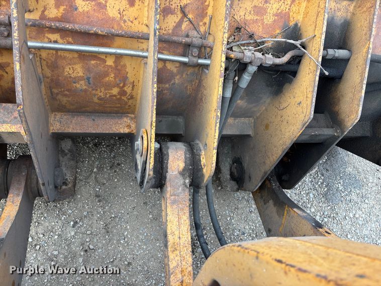 image for item OE9385 1996 Case 621B wheel loader