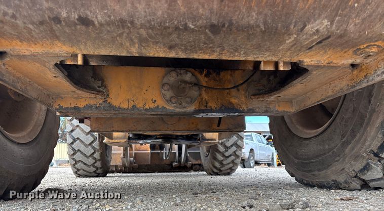 image for item OE9385 1996 Case 621B wheel loader