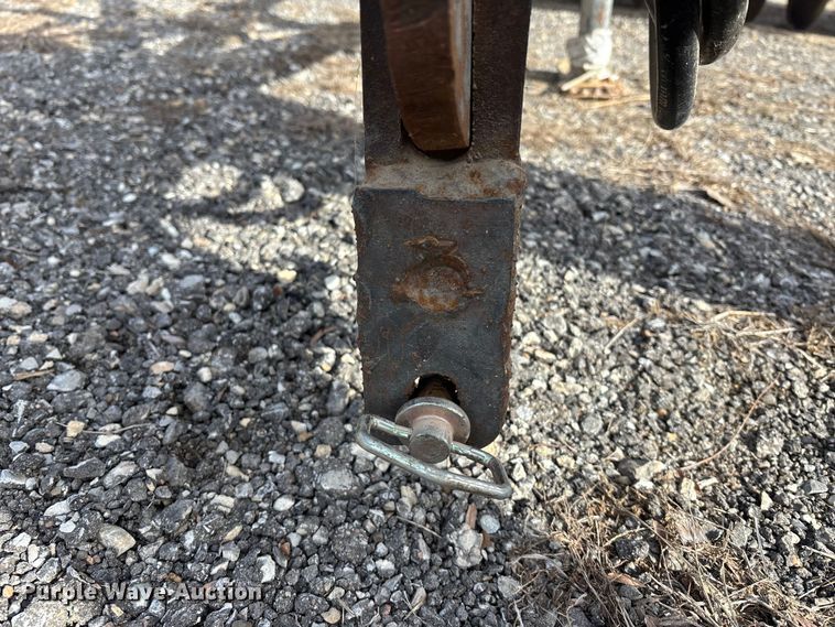 image for item OE9387 John Deere FB-B grain drill