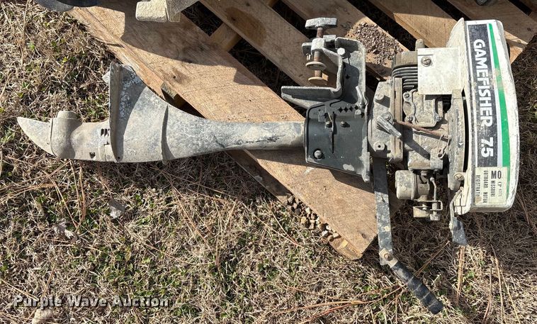 image for item OE9390 (2) boat engines