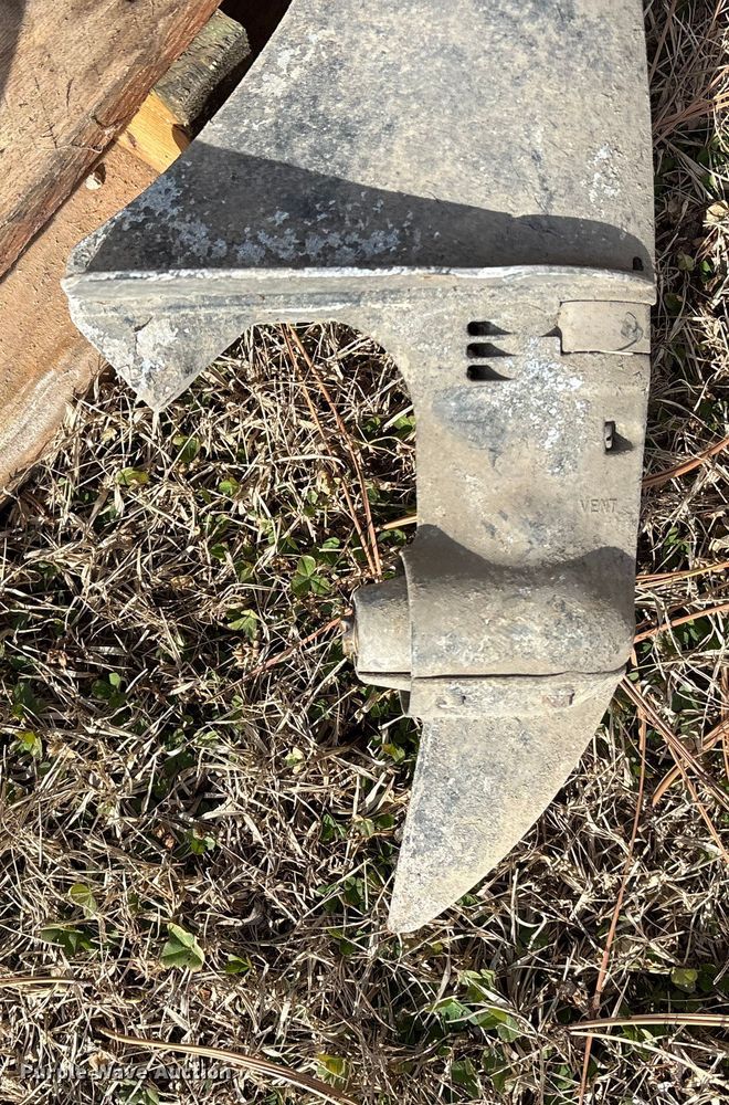 image for item OE9390 (2) boat engines