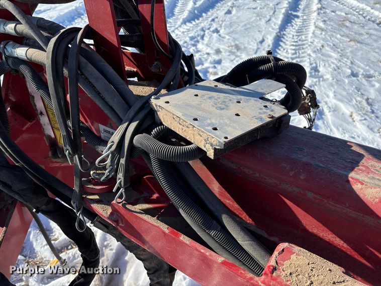 image for item DR2846 2013 Case IH Early Riser 1255 planter