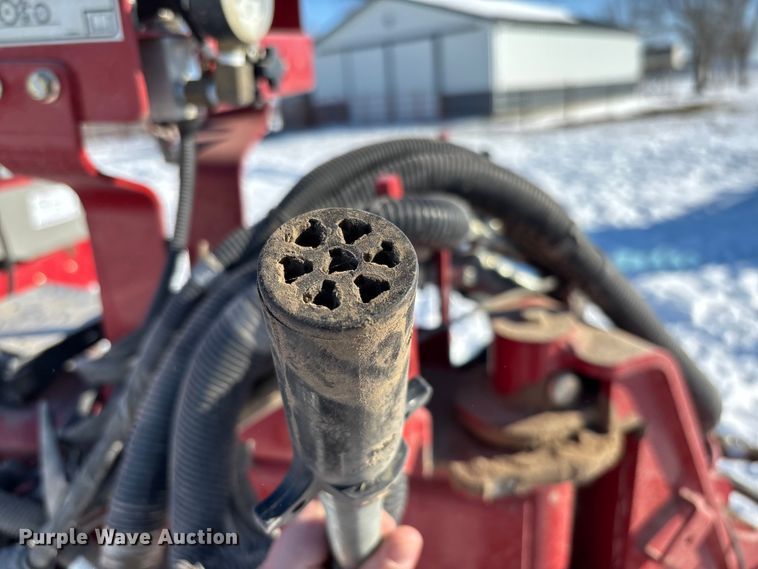 image for item DR2846 2013 Case IH Early Riser 1255 planter