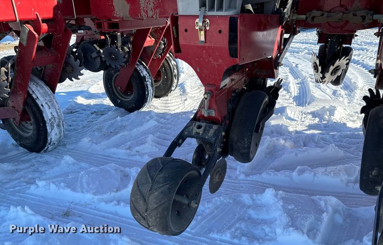 image for item DR2846 2013 Case IH Early Riser 1255 planter