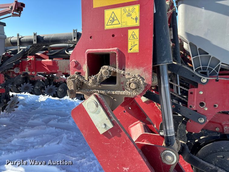 image for item DR2846 2013 Case IH Early Riser 1255 planter