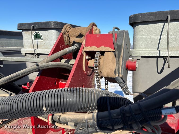 image for item DR2846 2013 Case IH Early Riser 1255 planter