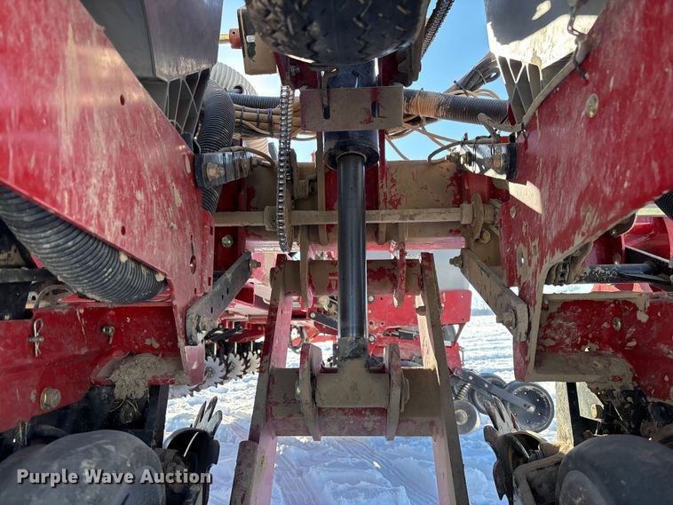 image for item DR2846 2013 Case IH Early Riser 1255 planter