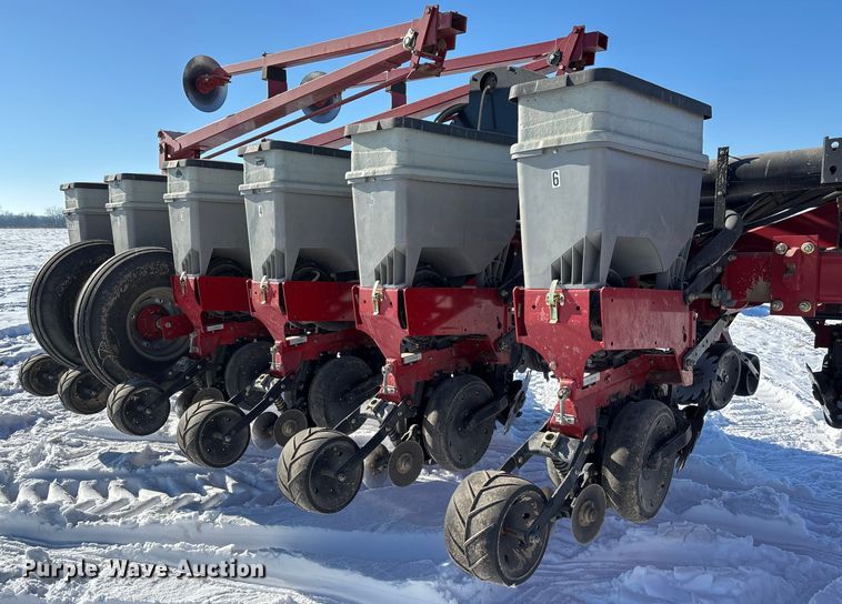 image for item DR2846 2013 Case IH Early Riser 1255 planter