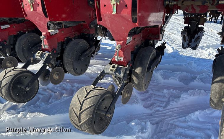 image for item DR2846 2013 Case IH Early Riser 1255 planter