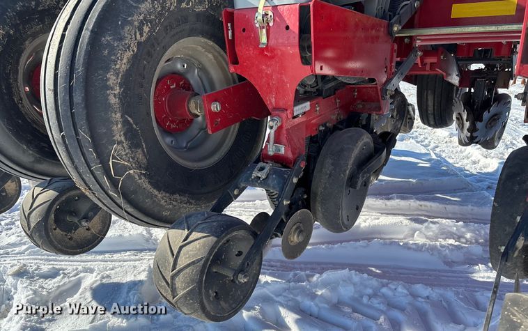 image for item DR2846 2013 Case IH Early Riser 1255 planter