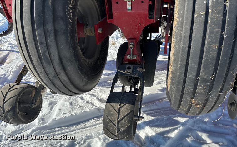 image for item DR2846 2013 Case IH Early Riser 1255 planter