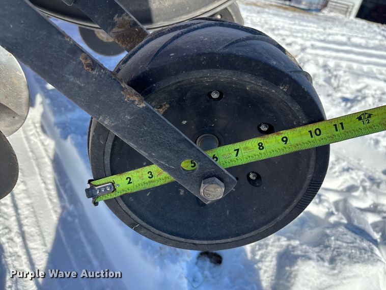 image for item DR2846 2013 Case IH Early Riser 1255 planter