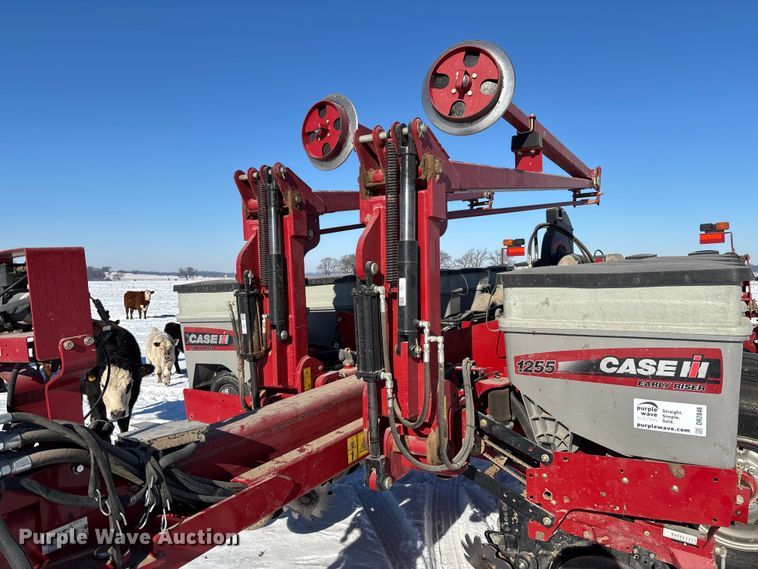 image for item DR2846 2013 Case IH Early Riser 1255 planter