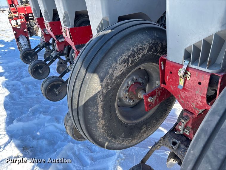 image for item DR2846 2013 Case IH Early Riser 1255 planter