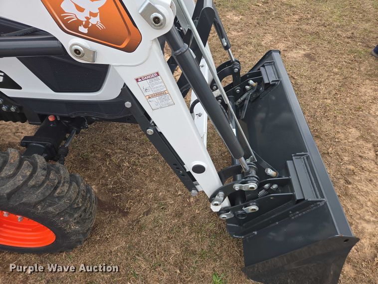 image for item DU2673 2025 Bobcat CT2025 MFWD tractor