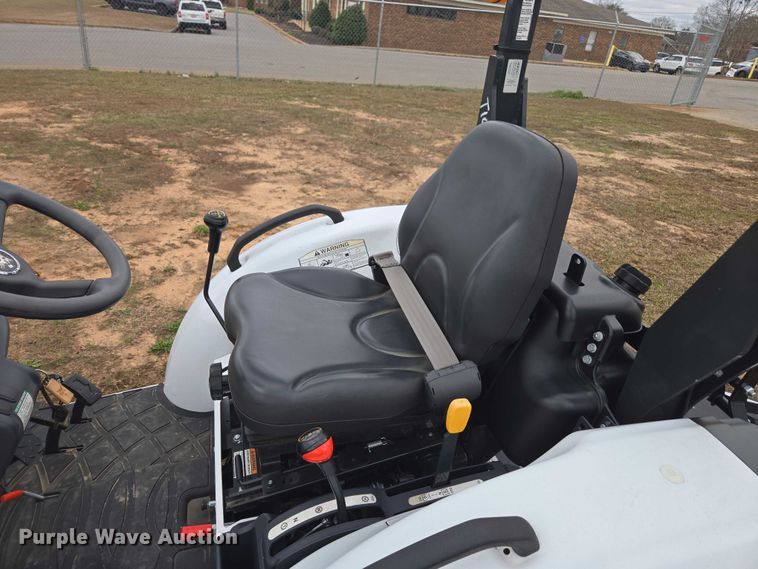 image for item DU2673 2025 Bobcat CT2025 MFWD tractor