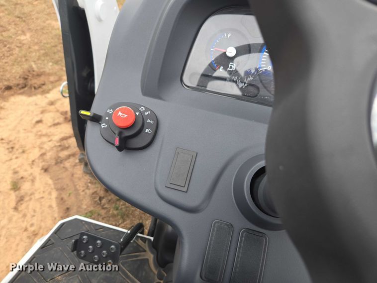 image for item DU2673 2025 Bobcat CT2025 MFWD tractor