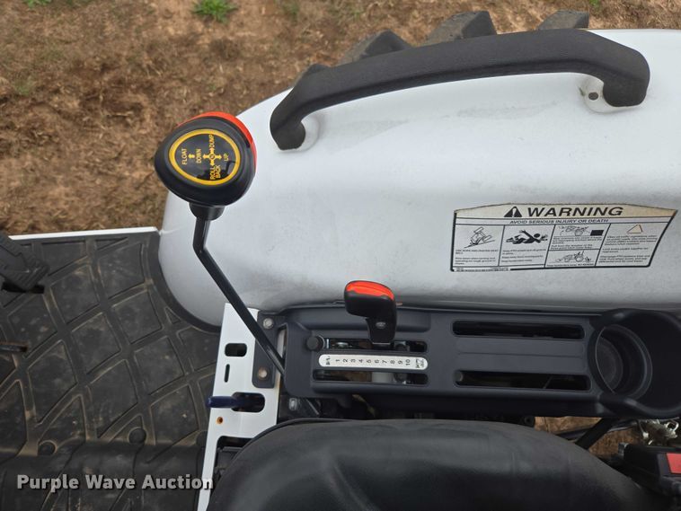 image for item DU2673 2025 Bobcat CT2025 MFWD tractor