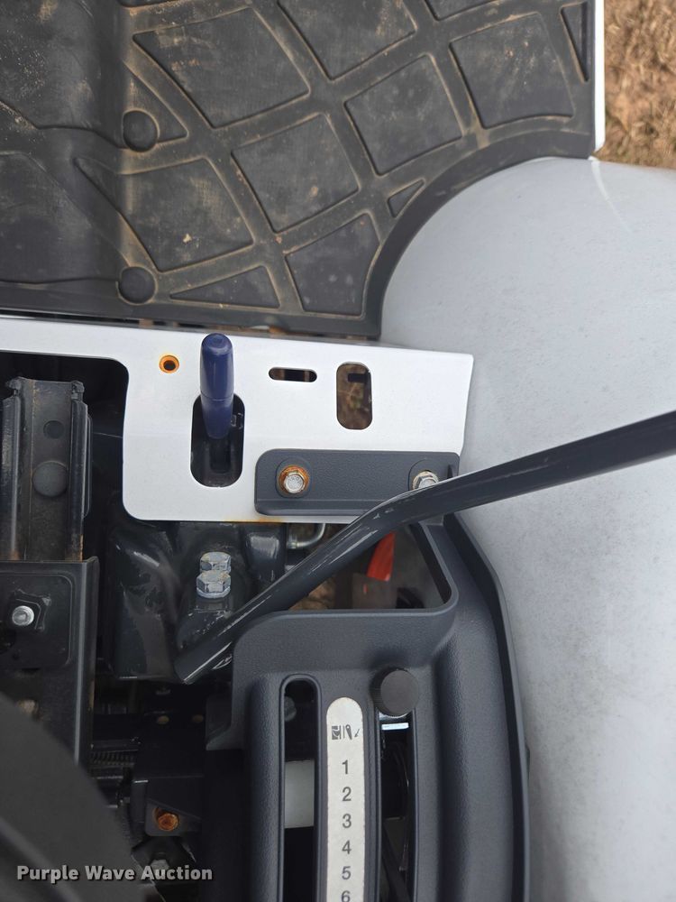 image for item DU2673 2025 Bobcat CT2025 MFWD tractor