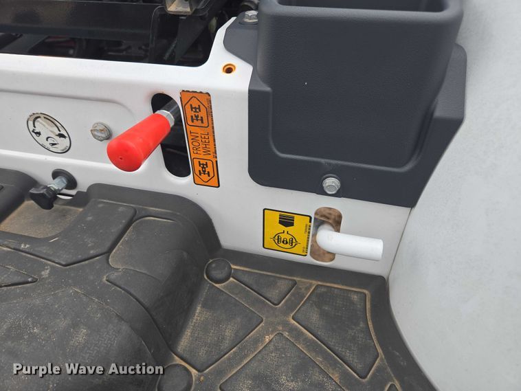 image for item DU2673 2025 Bobcat CT2025 MFWD tractor