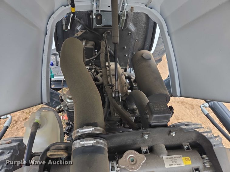 image for item DU2673 2025 Bobcat CT2025 MFWD tractor