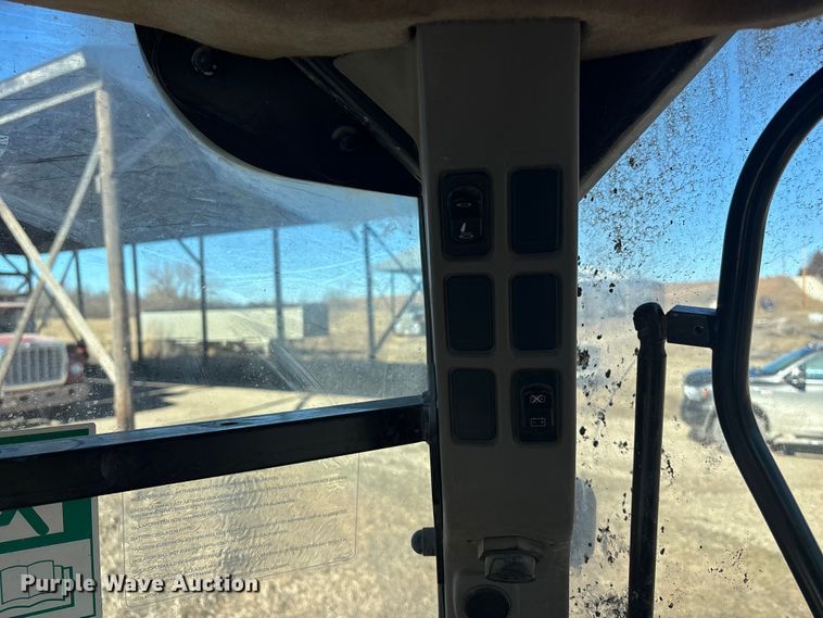 image for item DU6929 2015 Case IH Puma 200  MFWD tractor